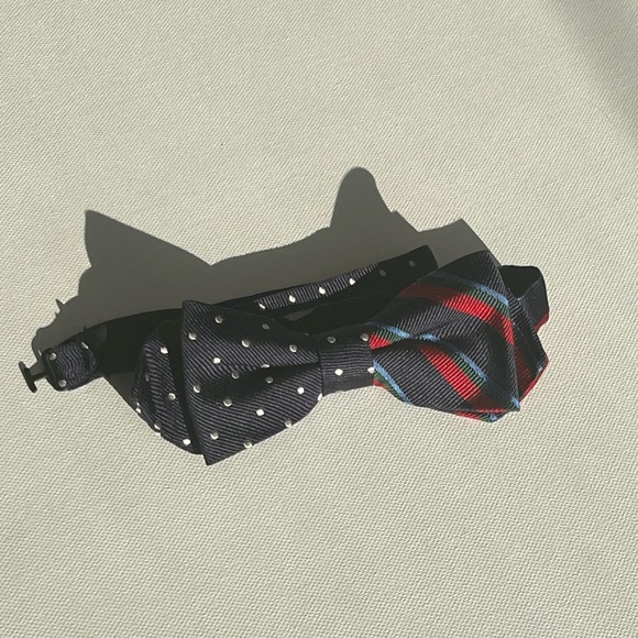 Bow Tie Christmas - Picture 2 of 3